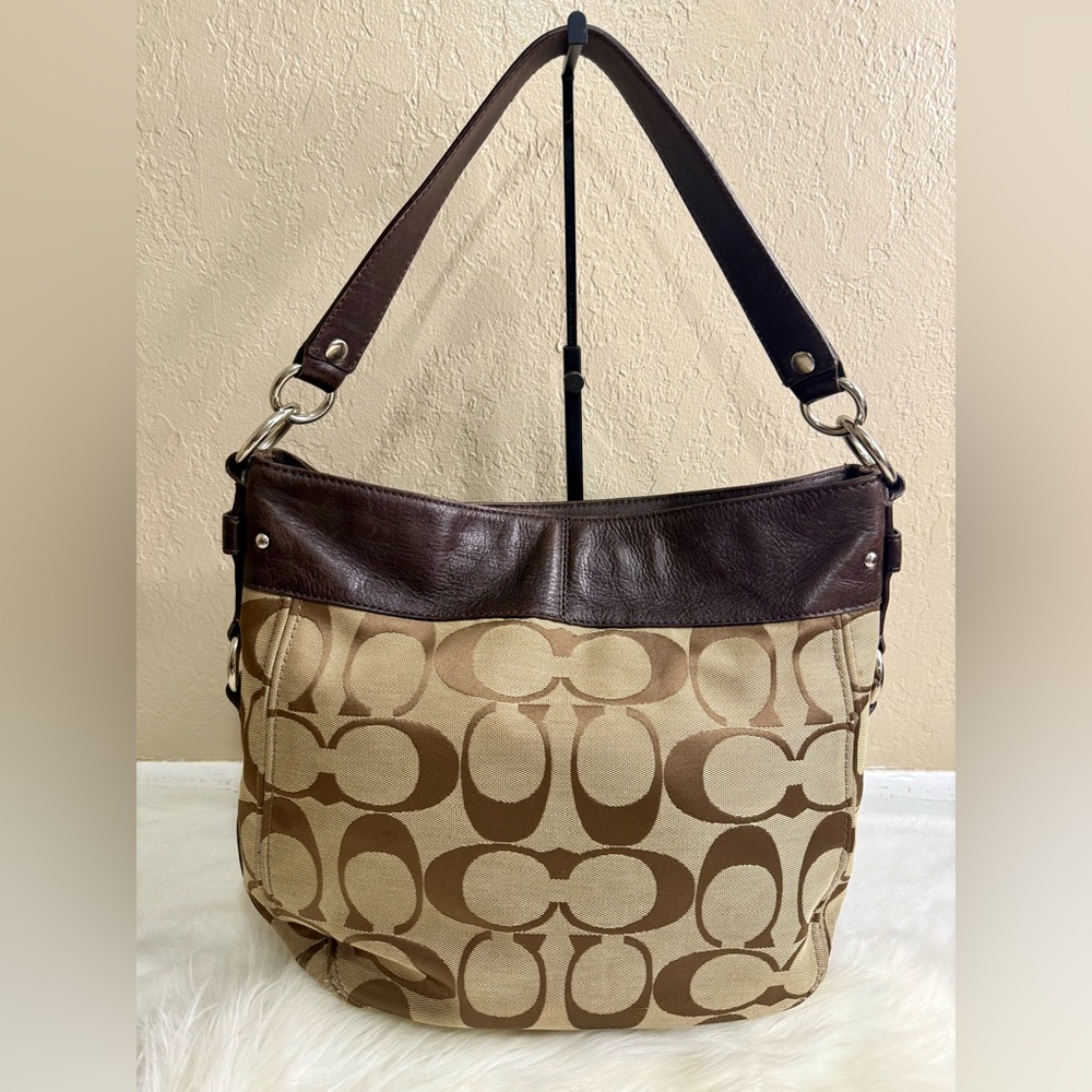 EUC Coach Zoe Brown Signature Shoulder Bag - Picture 4 of 8